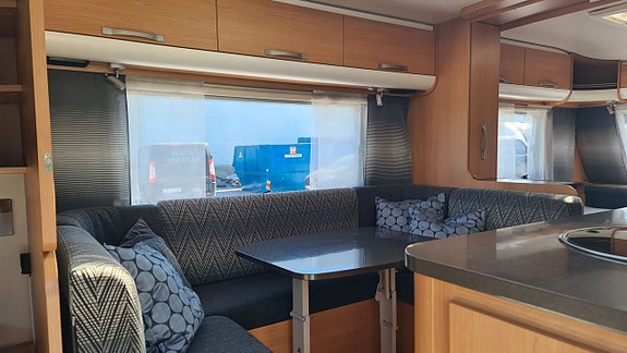 Adria Adora 563 TK *Barnkammare *Alde *Fransk bädd 10 of 23