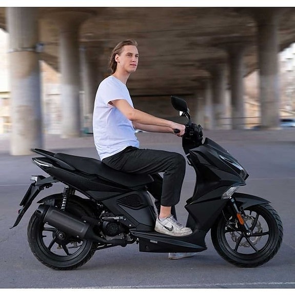 Kymco Super 8R 50i 9 of 9