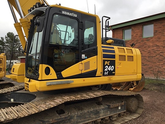 Komatsu PC 240 LC-11E0 3 of 16