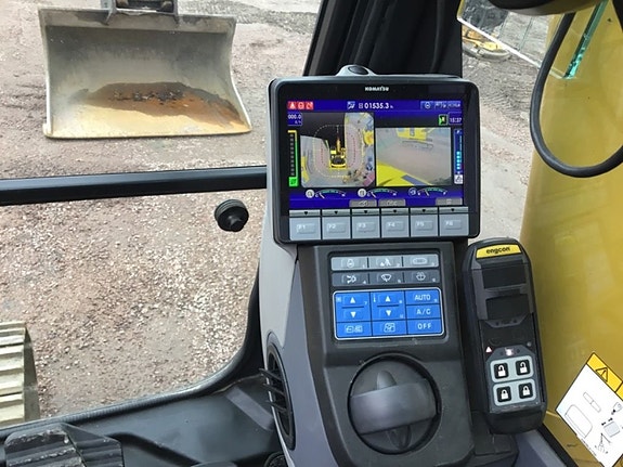 Komatsu PC 240 LC-11E0 16 of 16