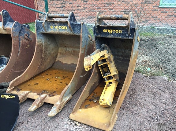 Komatsu PC 240 LC-11E0 11 of 16