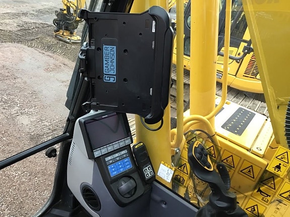 Komatsu PC 240 LC-11E0 15 of 16