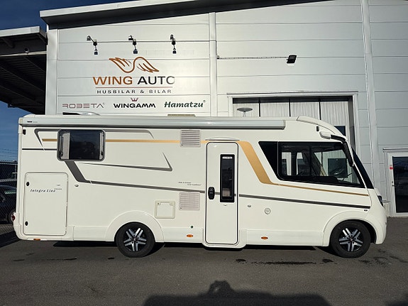 Eura Mobil Integra Line 725 QB 150HK Höj & sänkbar Queensbed! Drag! AC i bodel! ALDE vattenburen värme! Vinteranpassad!
