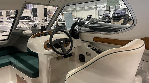 Finnmaster 6100 Royal -97 med Mercruiser 3.0 -18 4 of 7