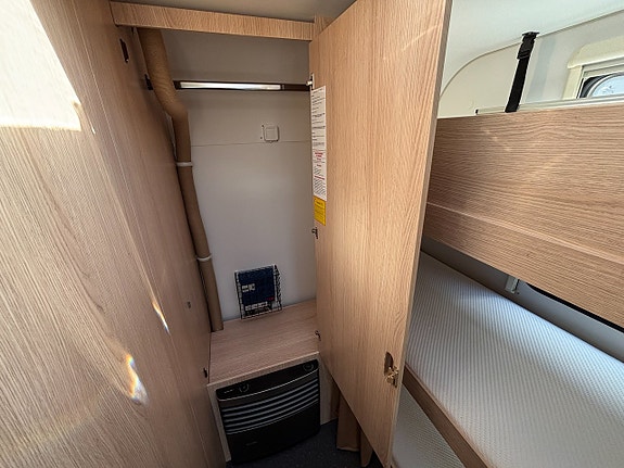 Adria AVIVA 563 PT * Barnkammare *1500 kg* 1782kr/månad 12 of 15
