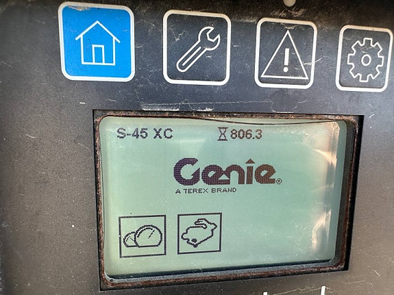 Bomlift Diesel Genie S45 XC 10 of 12