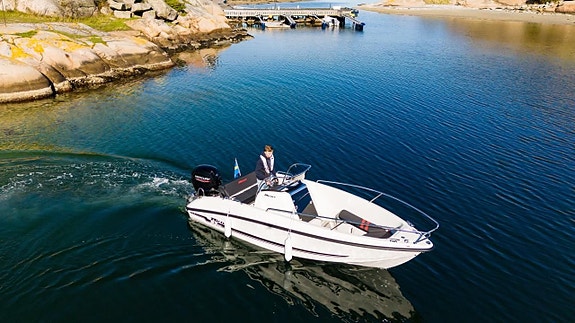 Micore 53 CC -24 Mercury F100ELPT -24 All Inclusive 8 of 30