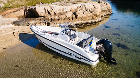 Micore 53 CC -24 Mercury F100ELPT -24 All Inclusive 2 of 30