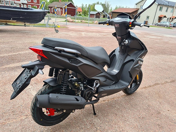 Viarelli NYHET FORZA EU MOPED INK HJÄLM 23900 kr 4 of 5
