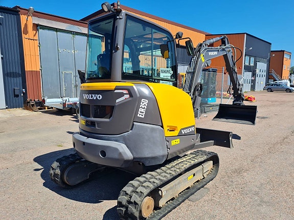 MINIGRÄVARE VOLVO ECR35D 1775 tim. NY TILT & NYA SKOPOR