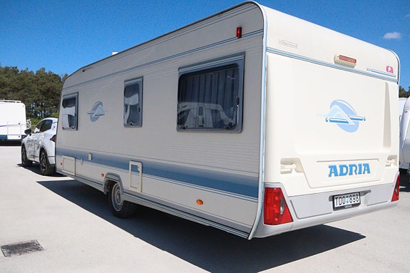 Adria Unica C 563UL 3 of 12