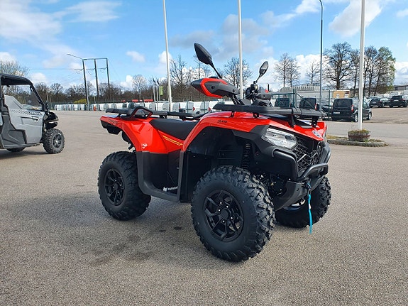CFMOTO Cforce 520S. Traktorreggad 1131kr/mån 2 of 7