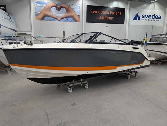 Uttern T65 med Mercury F225 V6