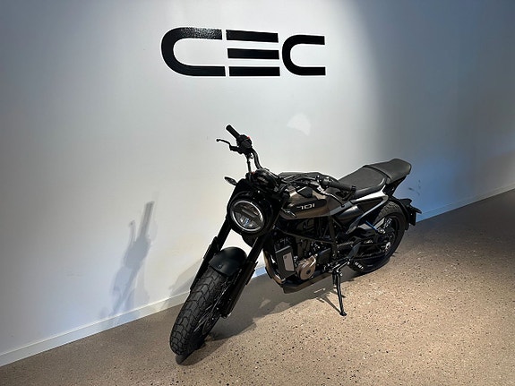 Husqvarna 701 Svartpilen Style 0% ränta 38mån 6 of 6