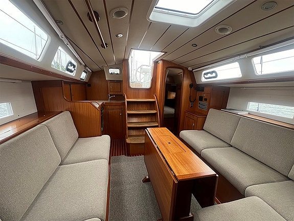 Hallberg-Rassy 340 6 of 11