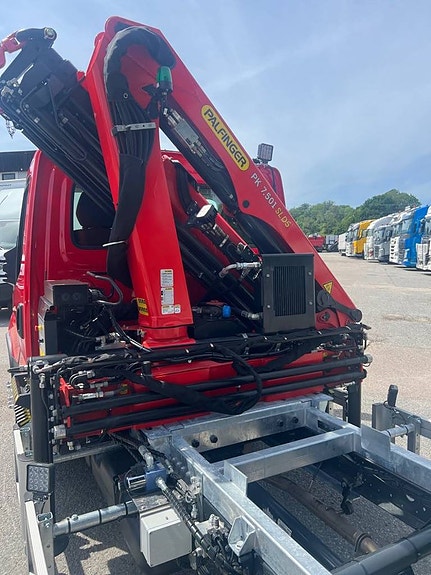 Iveco Daily 72C18 A8 Tippbil Palfinger Kran Fullutrustad 8 of 12