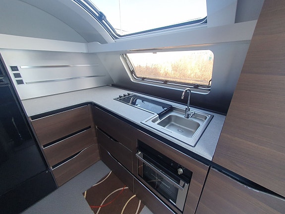 Adria Alpina 753 HK 2 of 18