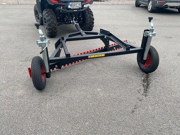 Can-Am Iron Baltic  vägskrapa 3 of 3