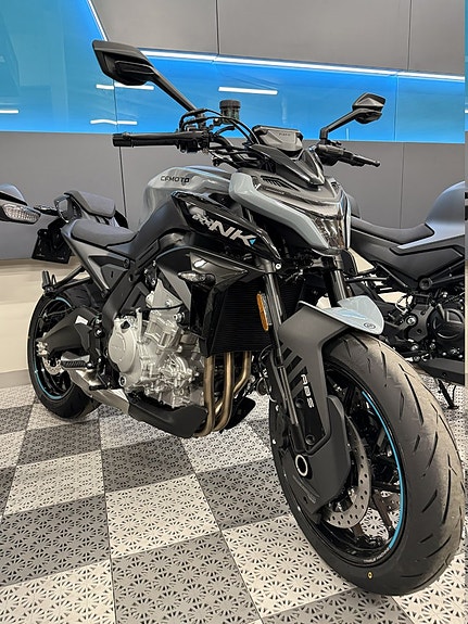 CFMOTO 675NK räntekampanj 3.95% Åter i lager!