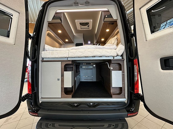 Robeta Adonis Mercedes 4x4 190HK AUT AC, INVERTER, FULLUTR! 17 of 27