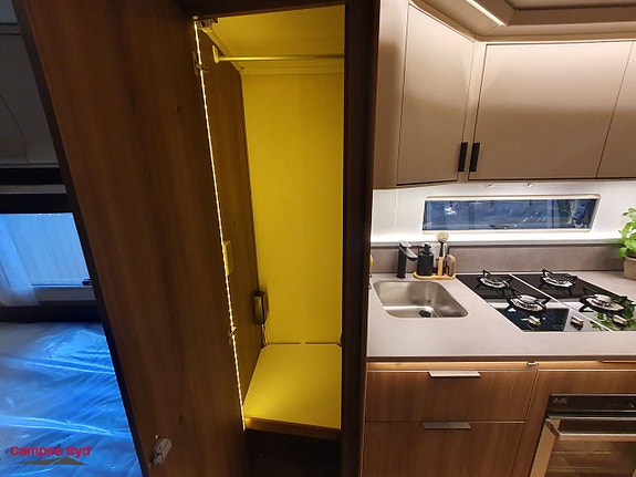 Kabe ROYAL 600 XL KS 8 of 17