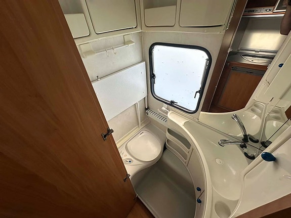 Adria 512  UL 15 of 15