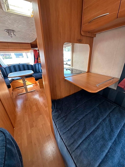 Adria 512  UL 13 of 15