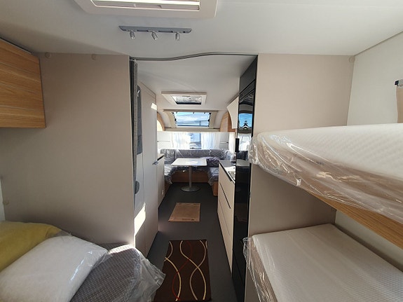 Adria Adora 593 UK 10 of 16