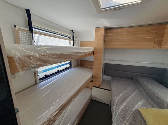 Adria Adora 593 UK 9 of 16