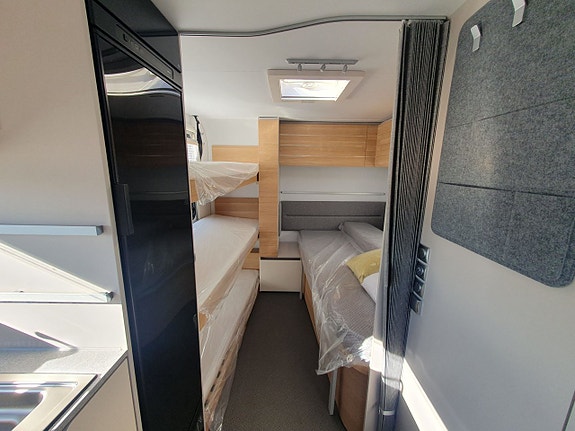 Adria Adora 593 UK 7 of 16