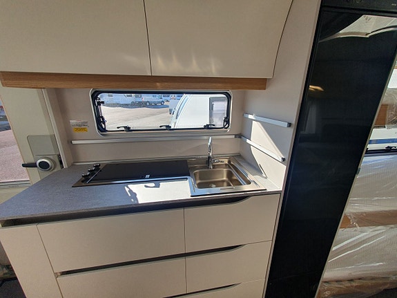 Adria Adora 593 UK 14 of 16