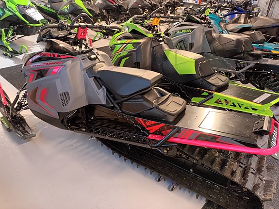 Arctic Cat Hardcore Alpha One 154" 2020 3 of 3