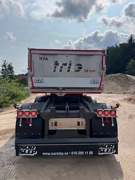 Trio släp 38-ton tipp NYHET 4 of 14
