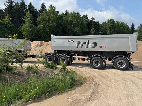 Trio släp 38-ton tipp NYHET 12 of 14
