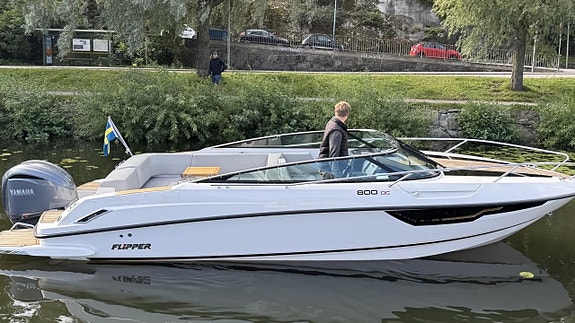 Flipper 800 DC / Yamaha F300 -24 (67h)