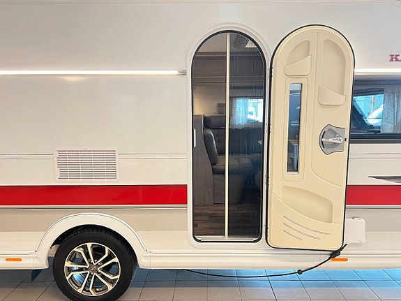 Kabe ROYAL 600 CXL KS  (ALDE+Ugn+Stor U-soffa) 4 of 30