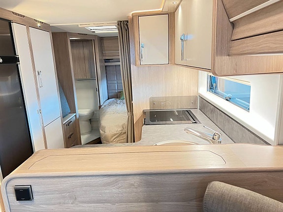 Kabe ROYAL 600 CXL KS  (ALDE+Ugn+Stor U-soffa) 15 of 30