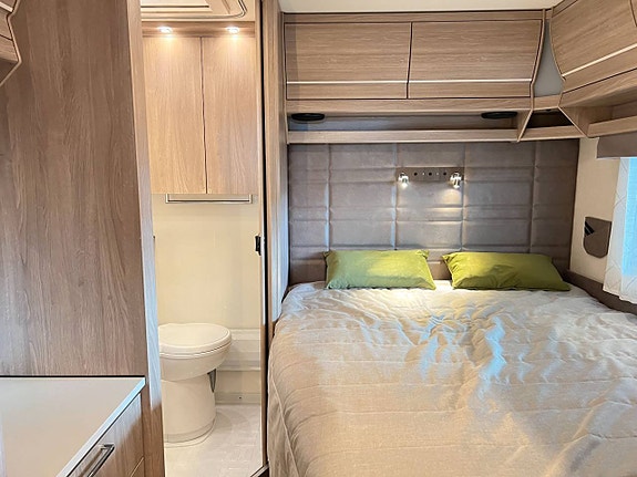 Kabe ROYAL 600 CXL KS  (ALDE+Ugn+Stor U-soffa) 25 of 30