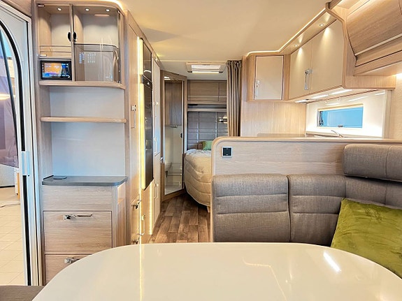 Kabe ROYAL 600 CXL KS  (ALDE+Ugn+Stor U-soffa) 12 of 30