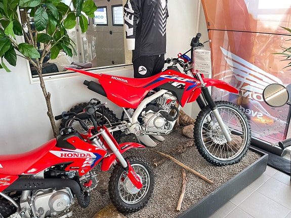 Honda CRF 125 F *FINNS I BUTIK!* 4 of 4