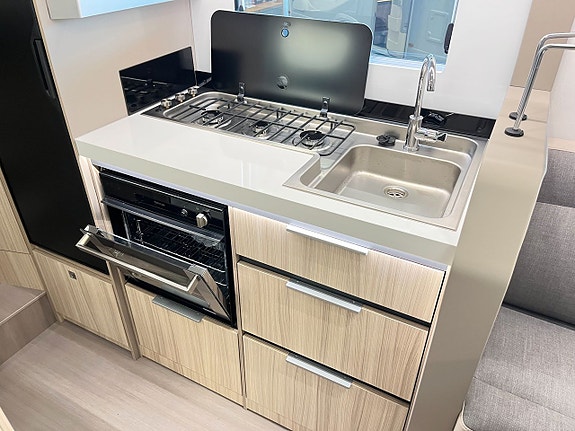 Adria COMPACT SUPREME DL (Kompkyl+Aut+Adaptiv+Face-2-face) 12 of 23