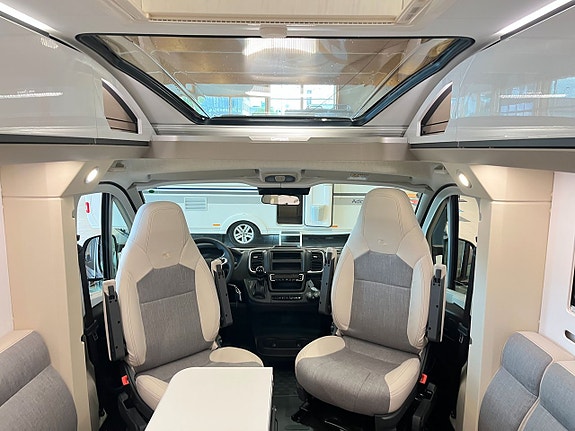 Adria COMPACT SUPREME DL (Kompkyl+Aut+Adaptiv+Face-2-face) 15 of 23