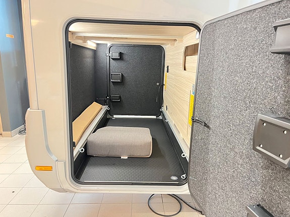 Adria COMPACT SUPREME DL (Kompkyl+Aut+Adaptiv+Face-2-face) 9 of 23
