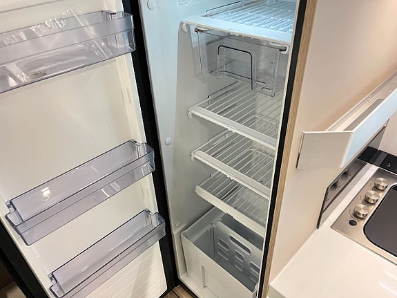 Adria COMPACT SUPREME DL (Kompkyl+Aut+Adaptiv+Face-2-face) 17 of 23