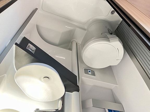 Adria COMPACT SUPREME DL (Kompkyl+Aut+Adaptiv+Face-2-face) 19 of 23