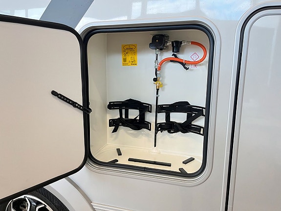 Adria COMPACT SUPREME DL (Kompkyl+Aut+Adaptiv+Face-2-face) 8 of 23