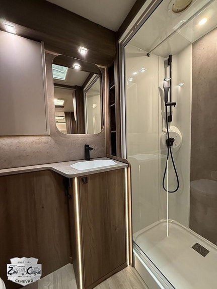 Kabe Royal 630 TDL 14 of 21