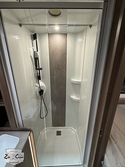 Kabe Royal 630 TDL 13 of 21