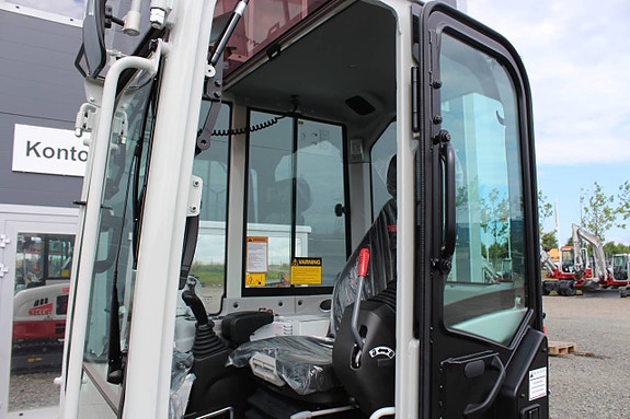 Ny Takeuchi TB335, TB 335  Rototilt med grip. 10 of 10