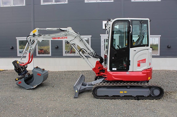 Ny Takeuchi TB335, TB 335  Rototilt med grip. 5 of 10